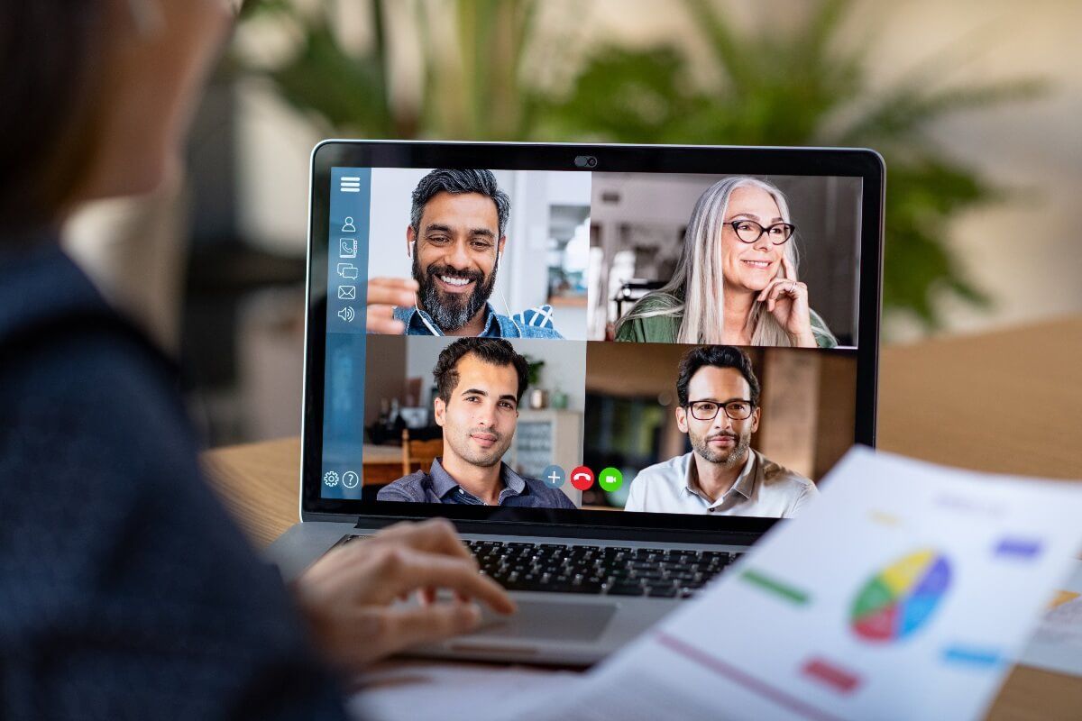 How to write a hybrid working policy?
