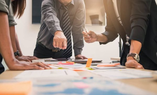 How To Successfully Prepare For A Hybrid Workplace